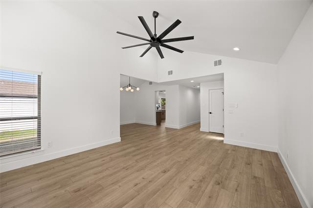 Building Photo - 2116 Trellis Pl