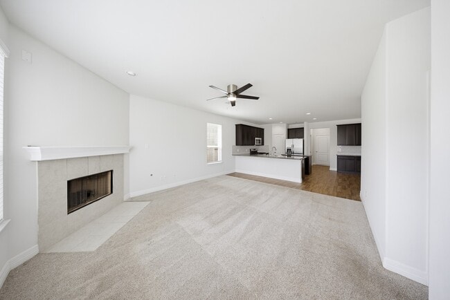 Building Photo - 40615 Guillemont Ln