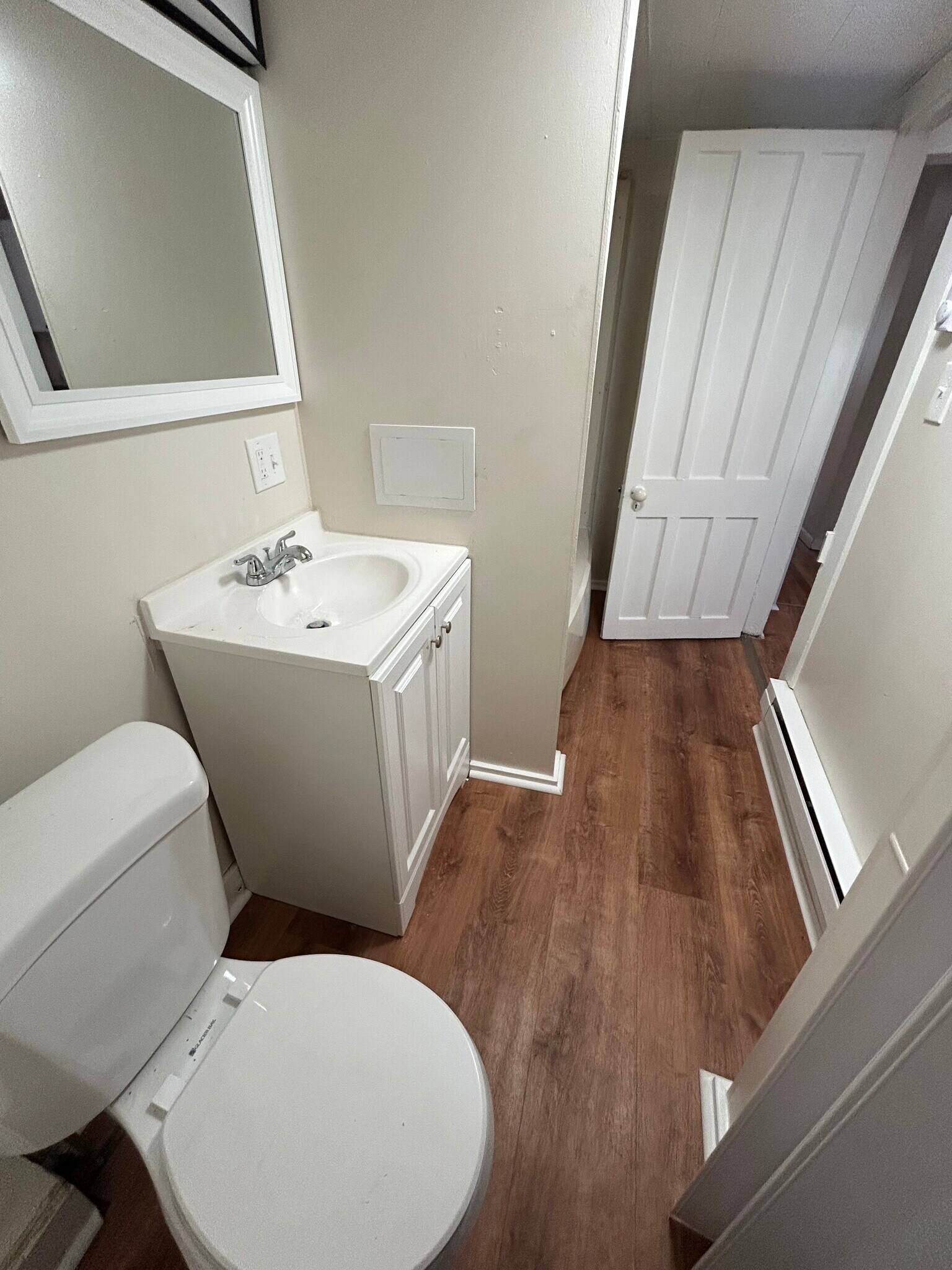 Building Photo - 663 Pawling Ave