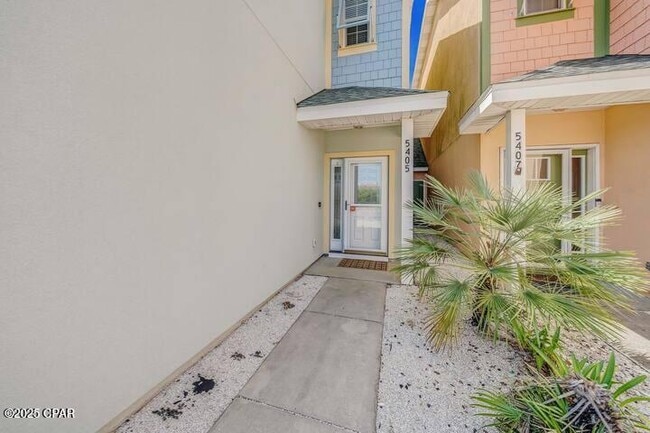 Building Photo - 5405 Thomas Dr
