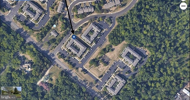 Building Photo - 115 Goldfinch Ct