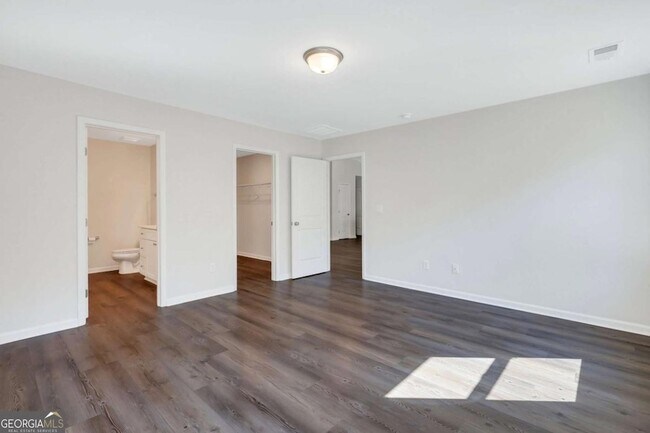 Building Photo - 56 Hayden Dr