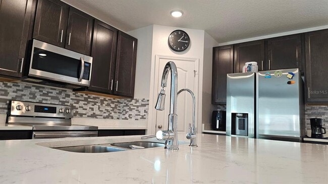 Building Photo - 4353 Desert Rose Ave