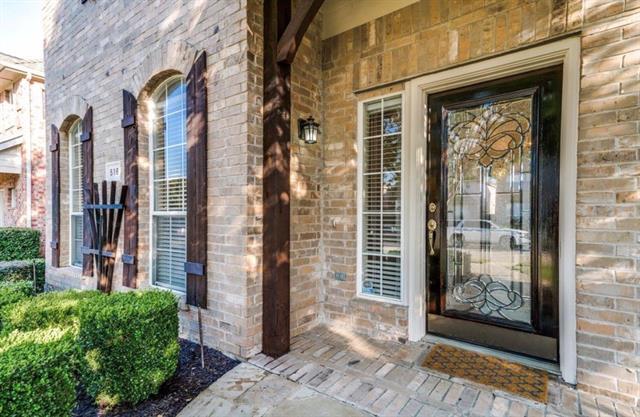 Building Photo - 516 Hawken Dr