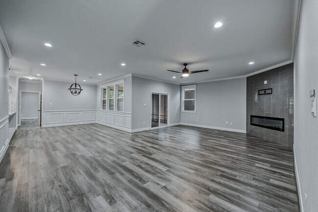 Building Photo - 11315 Alcott Dr