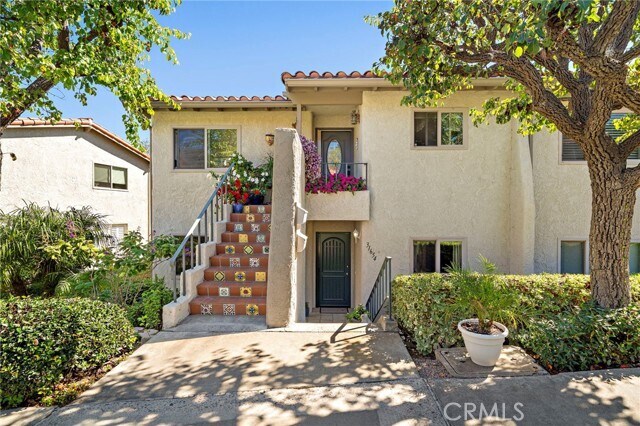 Building Photo - 31654 W Nine Dr