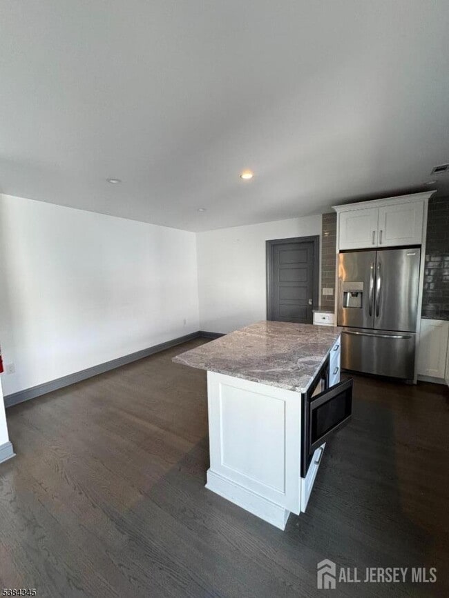 Building Photo - 445 US-202