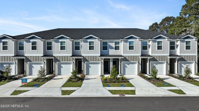 Building Photo - 84 Pamplona Dr