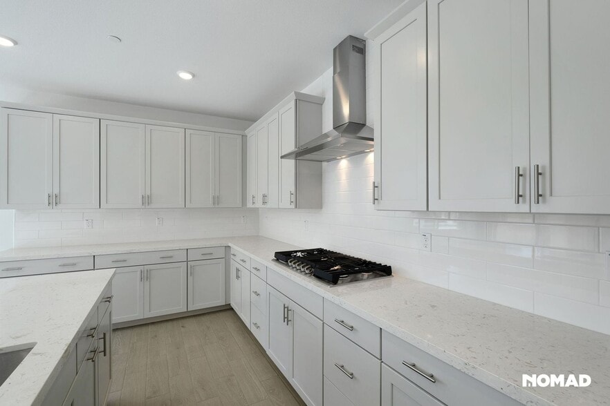 Building Photo - 8017 Roundhouse Lp