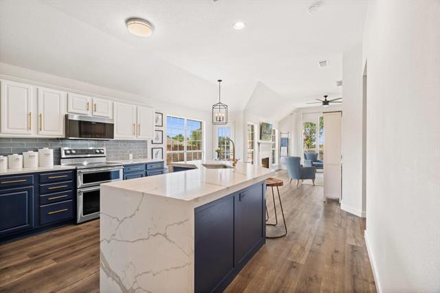 Building Photo - 7301 Beckington Dr