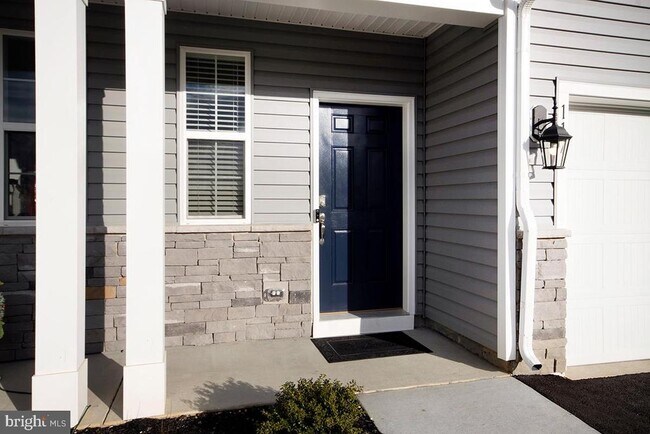 Building Photo - 117 Mazzeo Dr