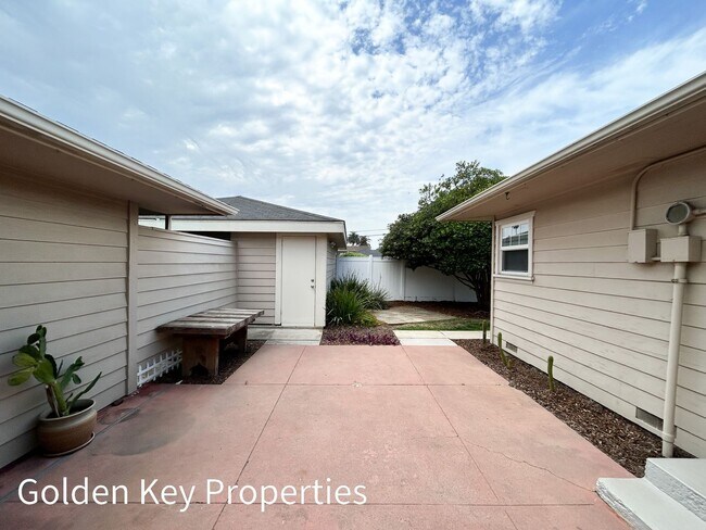 Building Photo - Welcome to this beautiful single-level hom...