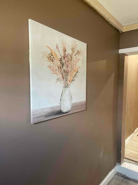 Building Photo - 916 Ridge Ave