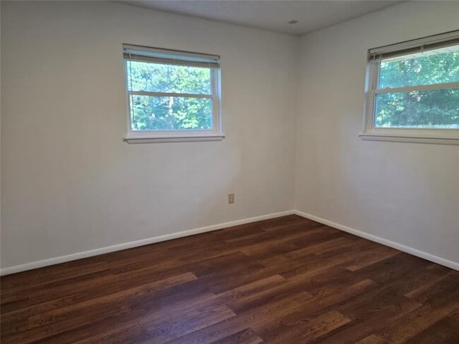 Building Photo - 2708 N Holloway Ave