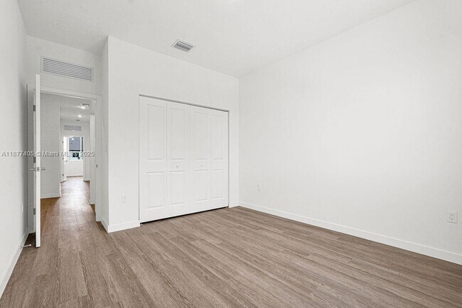 Building Photo - 22445 SW 125th Ave