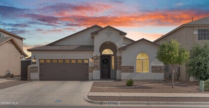 Building Photo - 12316 Desert Path Ct