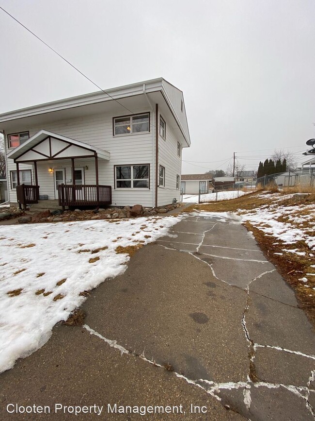 Building Photo - 4 br, 2 bath House - 2112 East Avenue D