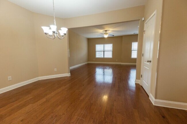 Building Photo - 1137 Woodbury Falls Ct