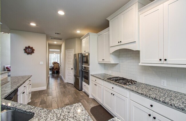 Building Photo - 10838 Bouldin Creek