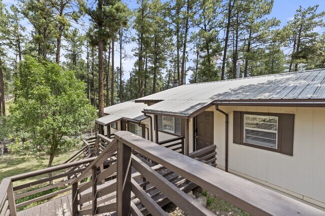 Building Photo - 110 Apache Hills Dr