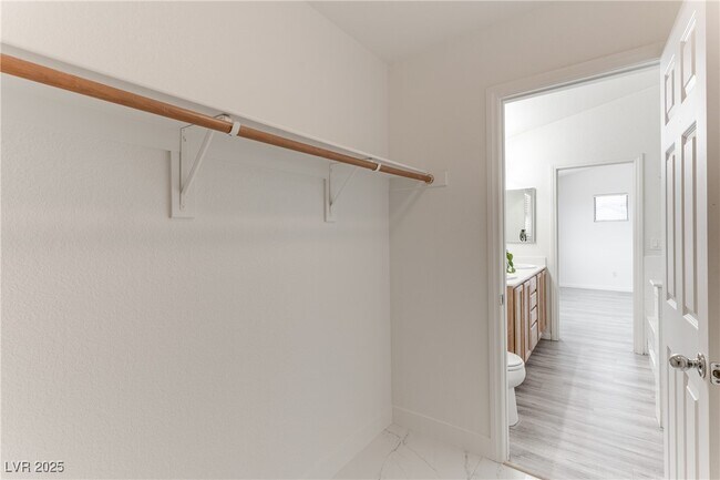 Building Photo - 5614 Midnight Breeze St