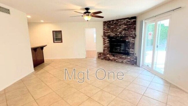 Building Photo - 1294 Baylor Pl