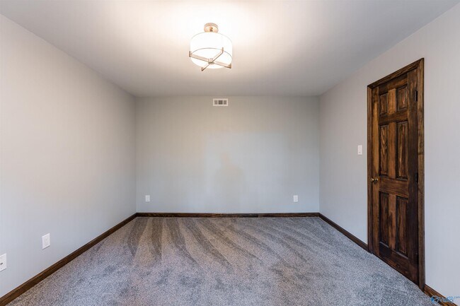Building Photo - 206 Newcomb Rd