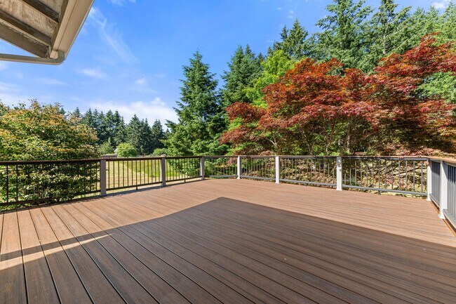 Building Photo - Rare Olympia Rental on Over 2 Acres of Flat, Usable Land!