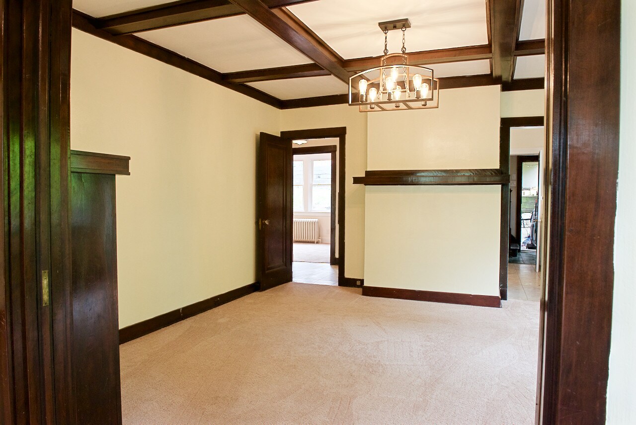 Building Photo - 218 Pennsylvania Blvd