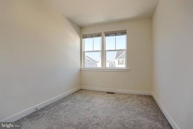 Building Photo - 1 Taube Ct