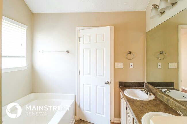 Building Photo - 1106 Briar Cove Ct