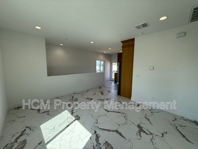 Building Photo - 7643 14th St