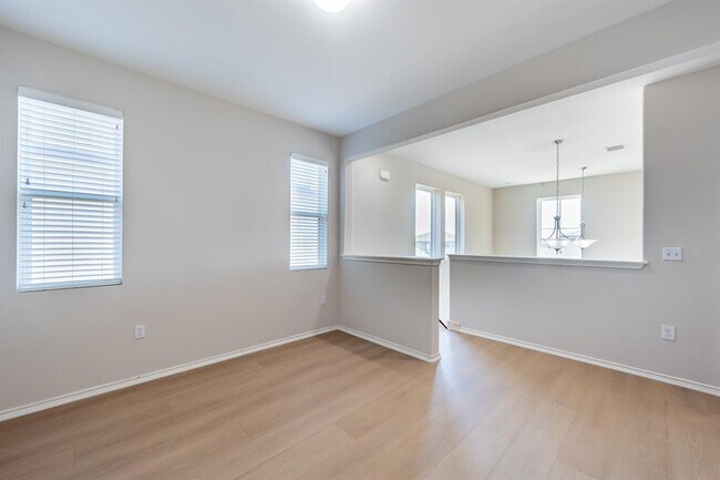 Building Photo - 1918 Tasmanian Tiger Trace