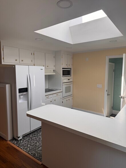 Building Photo - 47 Ashwood Cir