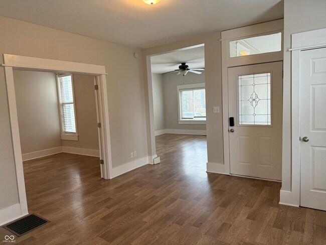 Building Photo - 717 Parkway Ave