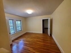 Building Photo - 281 Lowell Ave