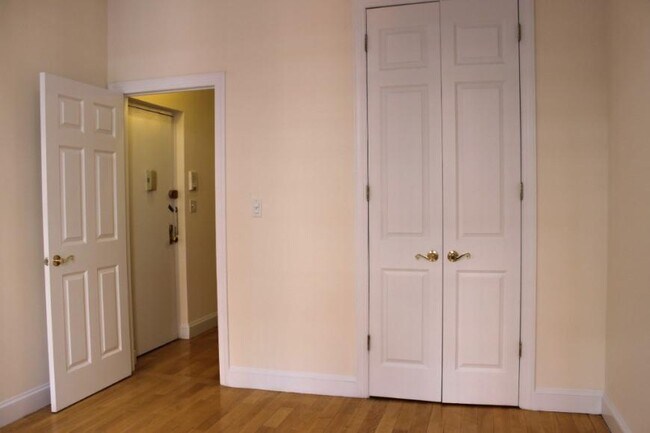 Building Photo - 1 bedroom in NEW YORK NY 10025