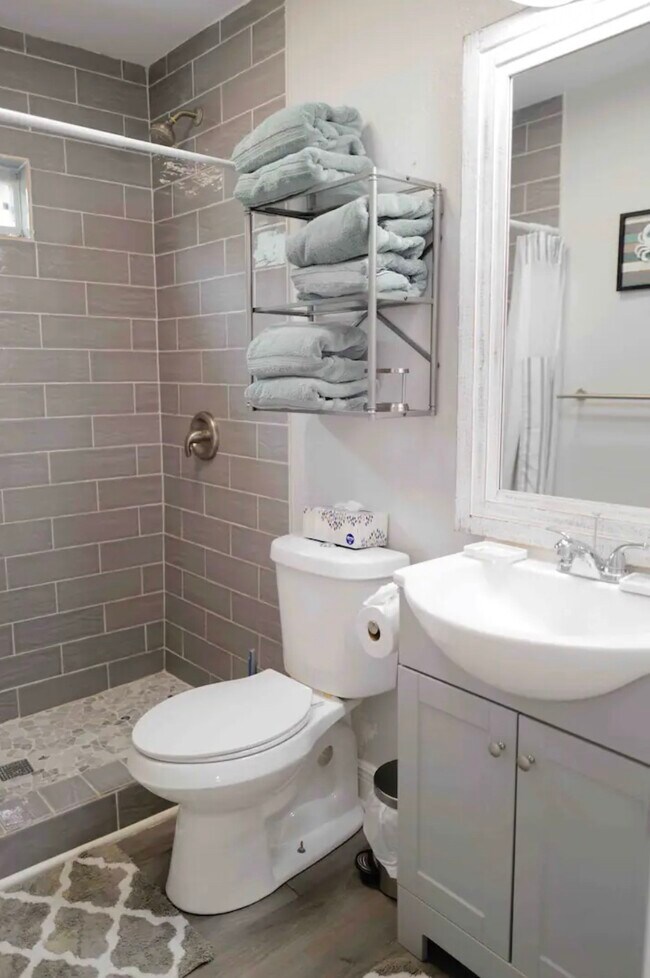 Building Photo - 4312 Avenue O 1/2