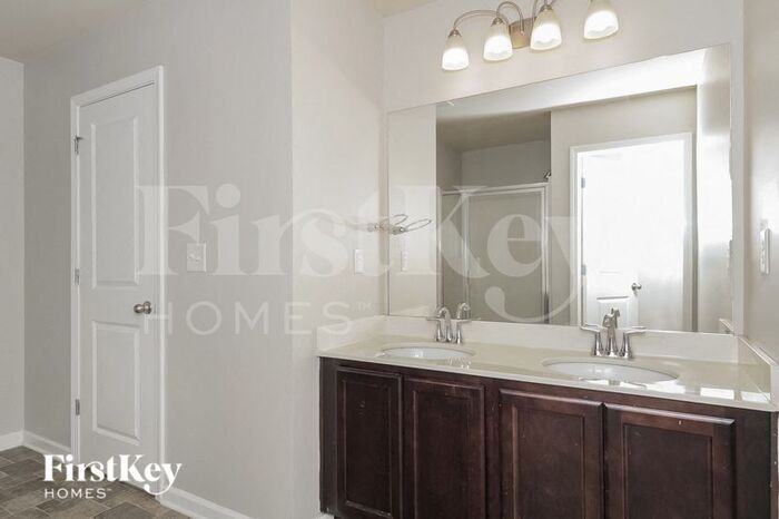 Building Photo - 153 Southwind Cir
