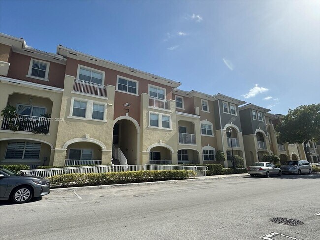 Building Photo - 10800 NW 88th Terrace