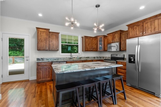 Building Photo - Beautiful Home in Walden Park