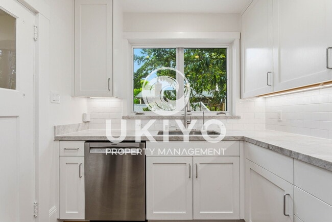 Building Photo - 1801 Marin Ave