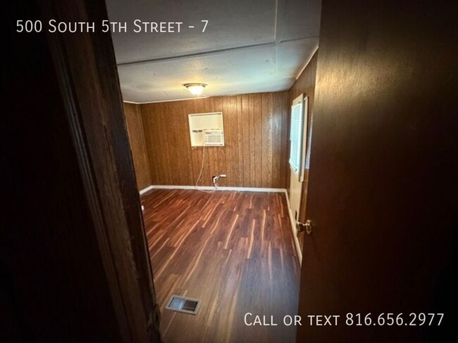 Building Photo - 500 S 5th St