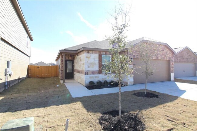 Building Photo - 117 Star Spangled Dr