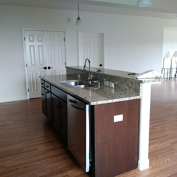 Kitchen Island - 20215 Indi Dr