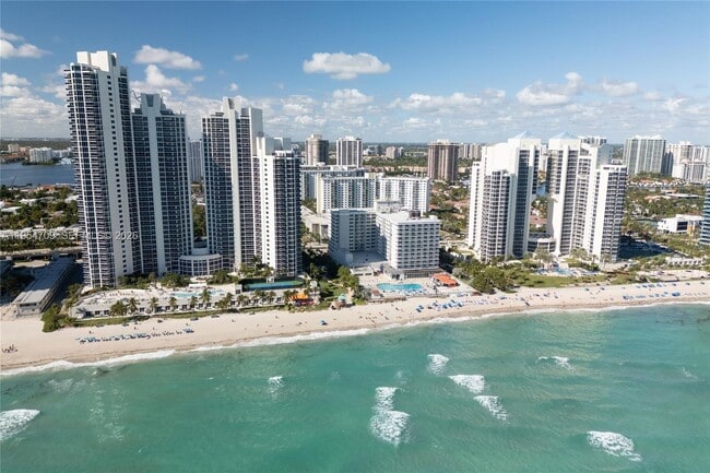 Building Photo - 19201 Collins Ave