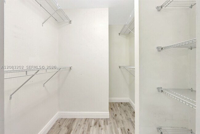 Building Photo - 7925 SW 86th St