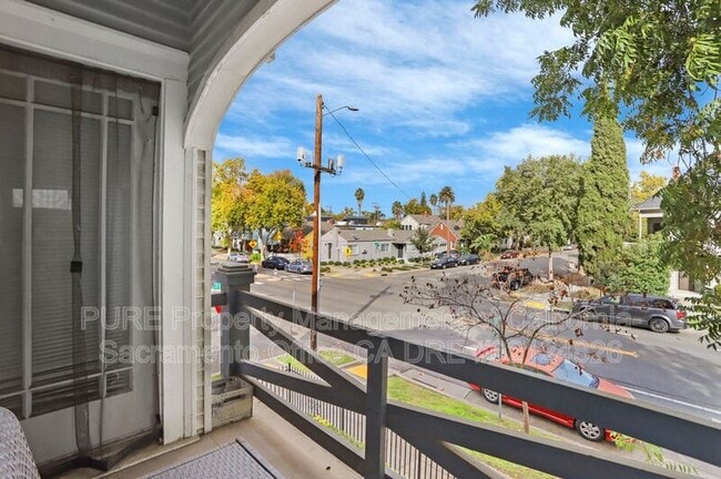 Building Photo - 2700 T St