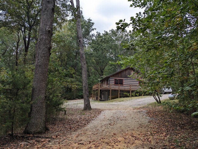 Building Photo - 1601 Bettinger Mountain Rd