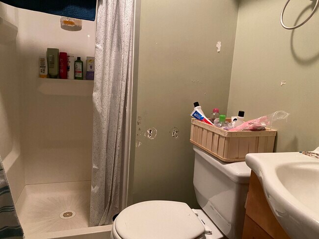 Building Photo - 41 Parker Hill Ave